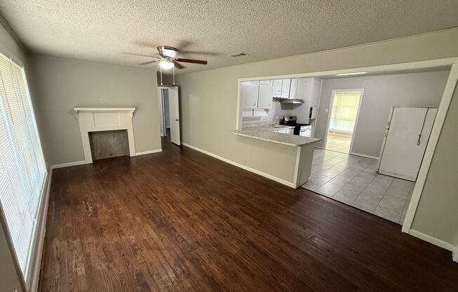 3128 Lakeland, Fort Worth, TX 76111