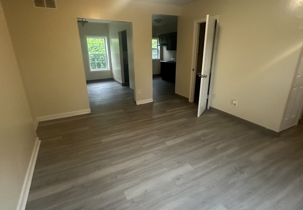 1245 East 86th Street - 1253 East 86th Street