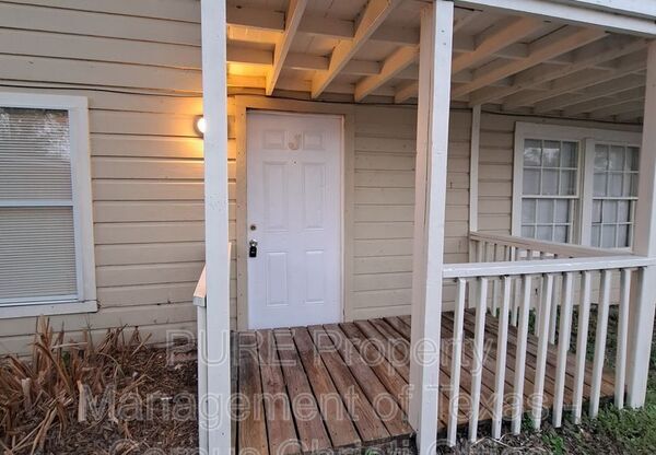 901 FURMAN AVE