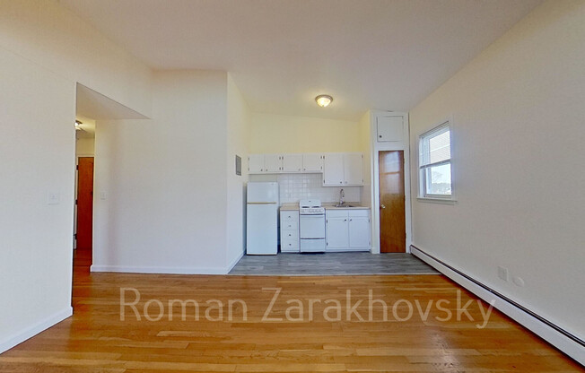 182 N BEACON ST