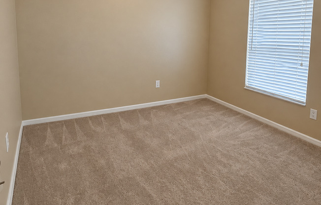 4 beds, 3.5 baths, $2,800
