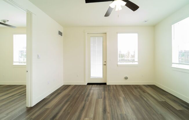 1 bed, 1 bath, 532 sqft, $1,599, Unit 420