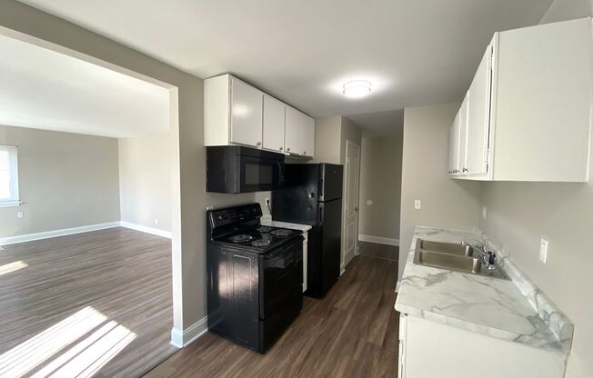 1 bed, 1 bath, 588 sqft, $649, Unit Unit 2-302