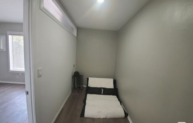 Studio, 1 bath, 444 sqft, $1,800, Unit 263