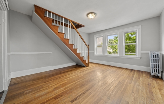 2 beds, 1 bath, 2,080 sqft, $3,000, Unit 2