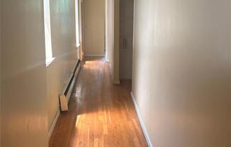 2 beds, 1 bath, 815 sqft, $3,500, Unit 4A