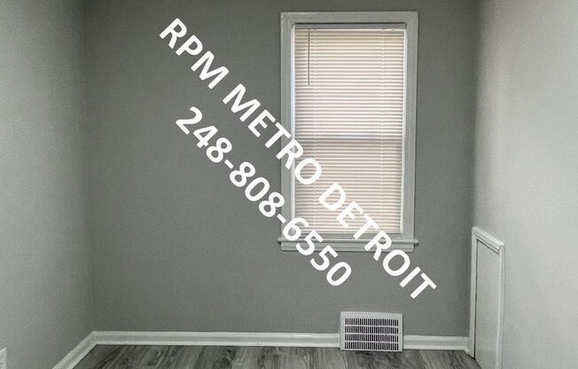 3 beds, 1 bath, $1,295, Unit (NO)