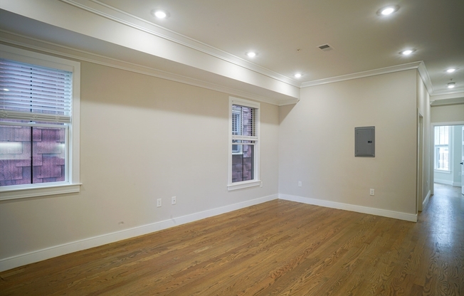 464 SUMNER ST