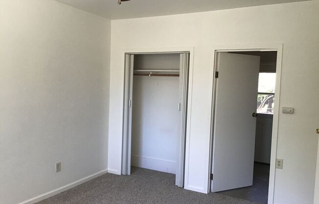 2 beds, 1 bath, 968 sqft, $2,100, Unit Unit FRONT