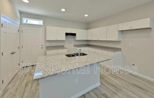 1137 VAN BUREN ST