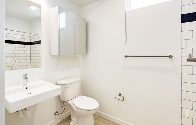 Studio, 1 bath, 214 sqft, $1,145, Unit 002