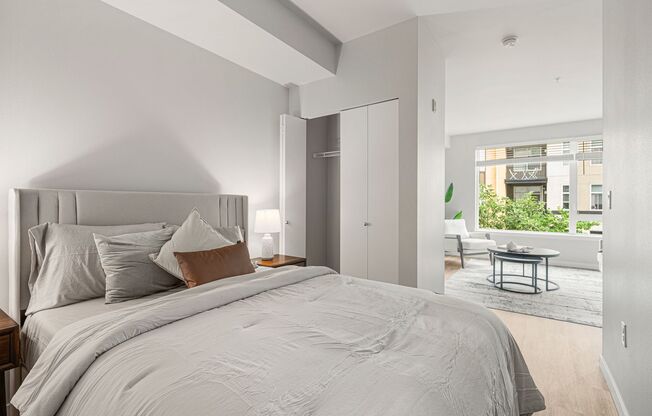 Studio, 1 bath, 617 sqft, $1,924, Unit A523