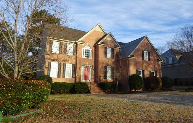 5 Bedroom Home in Williamsburg with Golf Course View