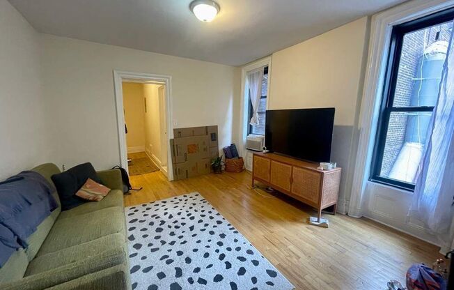 1 bed, 1 bath, $2,650, Unit 12