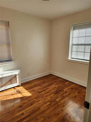 2 beds, 1 bath, 800 sqft, $2,350