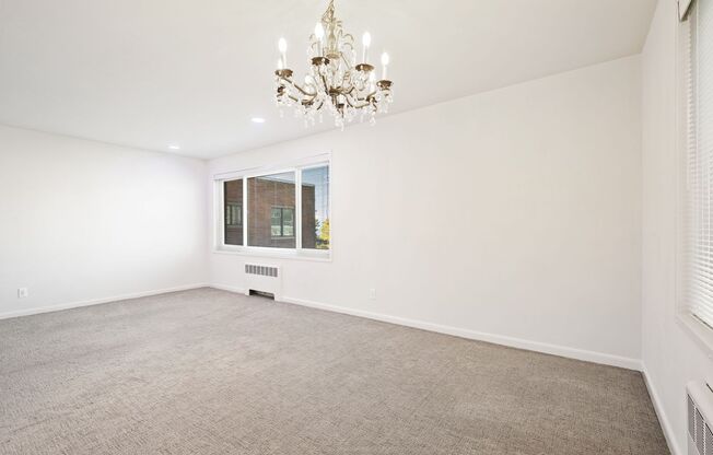 1 bed, 1 bath, 664 sqft, $1,685, Unit 301