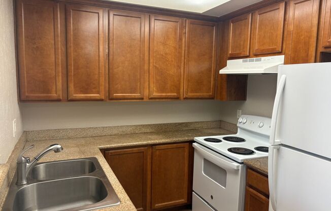 2 Bedroom Condo in Arbor Hills Gated Community