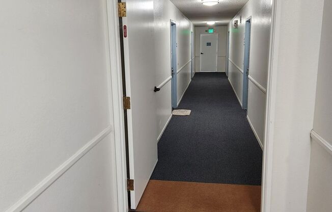 1 bed, 1 bath, 800 sqft, $2,125, Unit 306