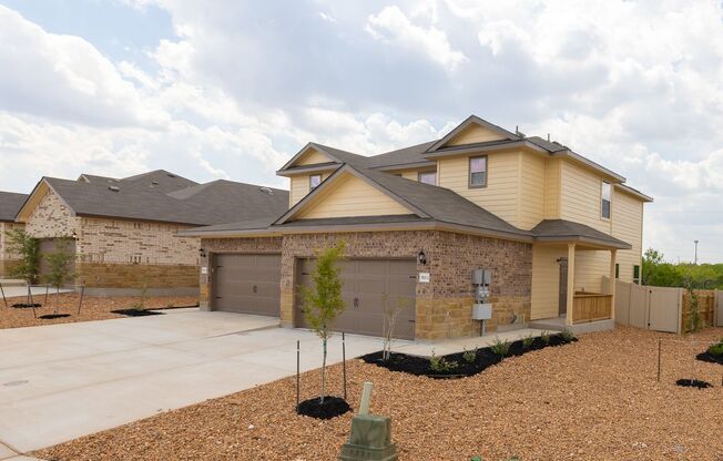 COMING SOON! GORGEOUS 3 BEDROOM DUPLEX LOCATED IN CONVERSE, TX!