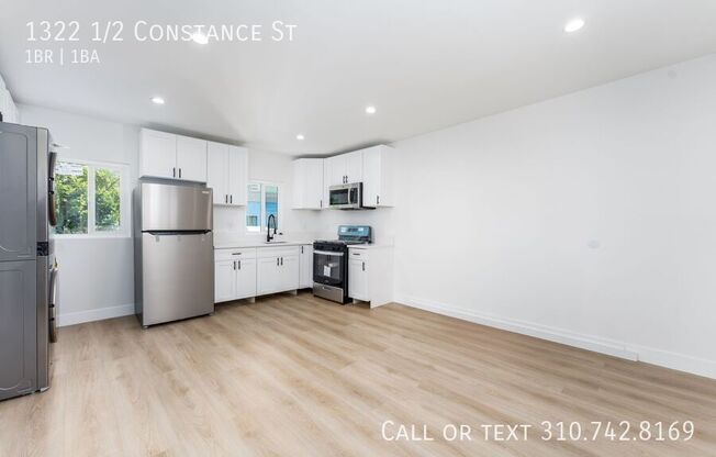 1322 1/2 CONSTANCE ST