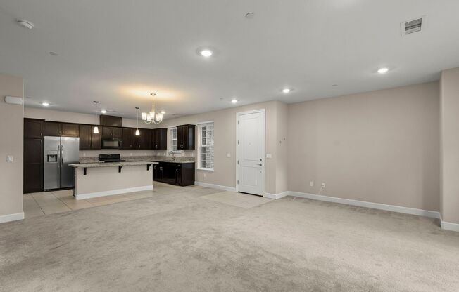 3 beds, 2.5 baths, $2,495, Unit # #B