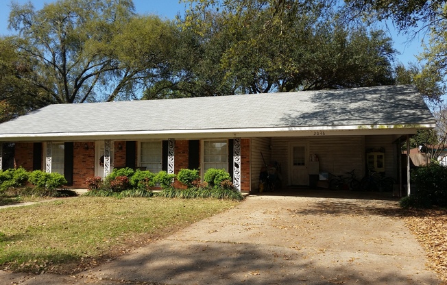 2046 Shadywood- HOUSE FOR LEASE IN SHREVEPORT