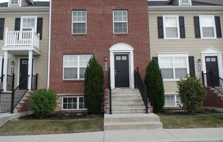 Traditions at Rocky Fork 7201a/7203a