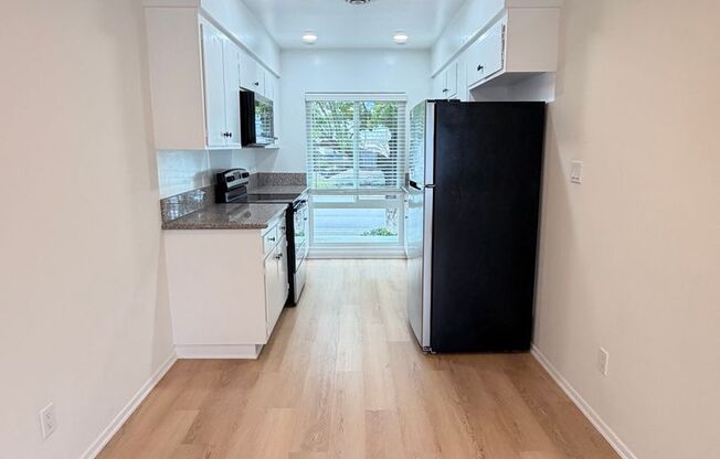 127 - SUTTON TERRACE