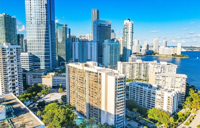 1450 Brickell Bay Dr