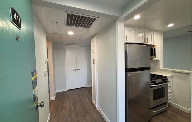 1 bed, 1 bath, 850 sqft, $2,598, Unit 411