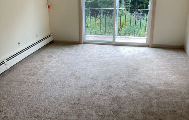 1 bed, 1 bath, 725 sqft, $1,695, Unit 38-5