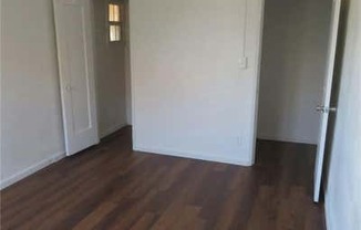 2 beds, 1 bath, 600 sqft, $2,400