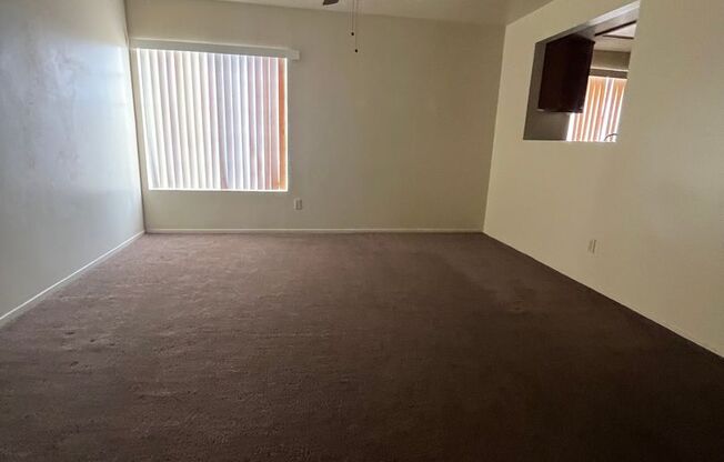 2 beds, 1.5 baths, 1,100 sqft, $1,695, Unit Unit #5