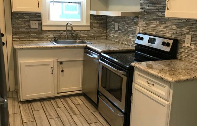 2400 Nw 20th St. Oklahoma City, Ok 73107 BEAUTIFULLY REMODELED DUPLEX