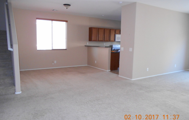 Great Southwest Location!!