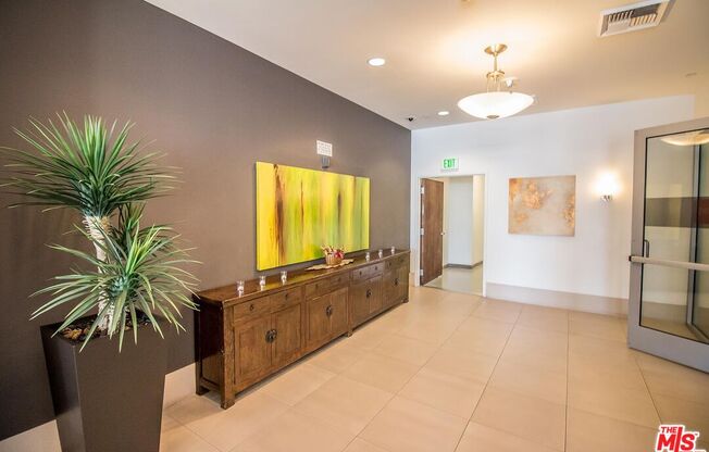 2 beds, 2 baths, 1,690 sqft, $3,800, Unit 405