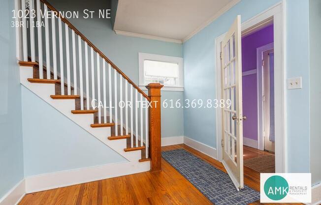 1023 VERNON ST NE