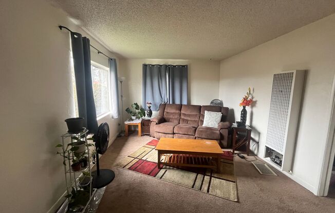 3 Bedroom, 2 Bathroom Home in Normal Heights