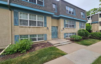 9430 E GIRARD AVE