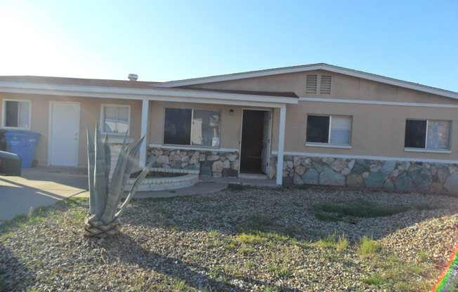 Corner Lot Home Near I-17 and Union Hills