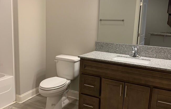 1 bed, 1 bath, 848 sqft, $775, Unit 04