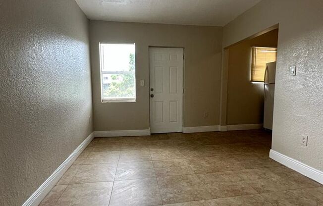 Tranquil Haven: Cozy 1-Bedroom Apartments for Convenient Comfort