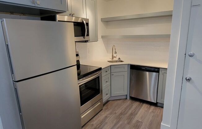 1 bed, 1 bath, 500 sqft, $1,250, Unit 07BS