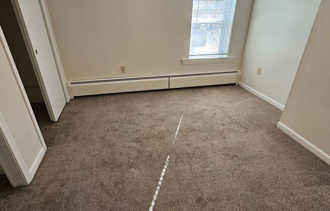 2 beds, 1 bath, 760 sqft, $2,400, Unit 73 S #5