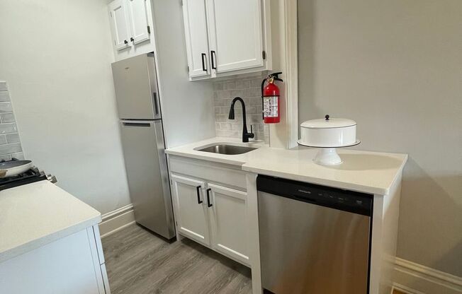 1 bed, 1 bath, 480 sqft, $2,102, Unit C08