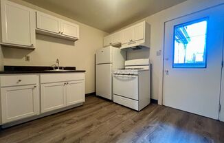 Fantastic Oakland 2Br! Great Location on the BLVD! Close to Pitt! Call Today!