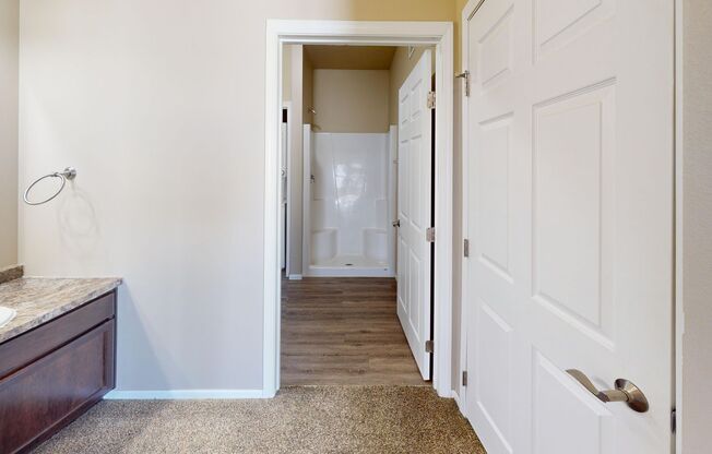 Studio, 1 bath, 600 sqft, $895, Unit 1227-305