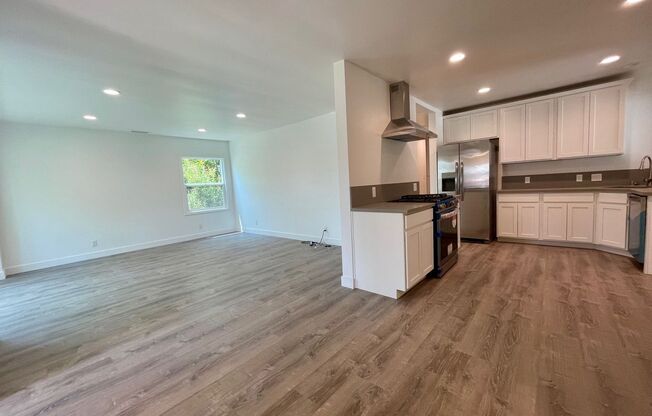 Fully Remodeled 4 Bedroom 2.5 Bathroom in La Mesa!