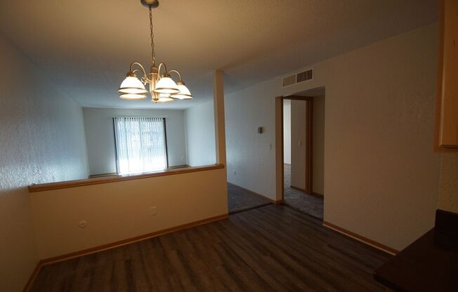 1 bed, 1 bath, 780 sqft, $1,374, Unit 220
