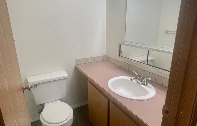 2 beds, 1.5 baths, 900 sqft, $1,650, Unit C303